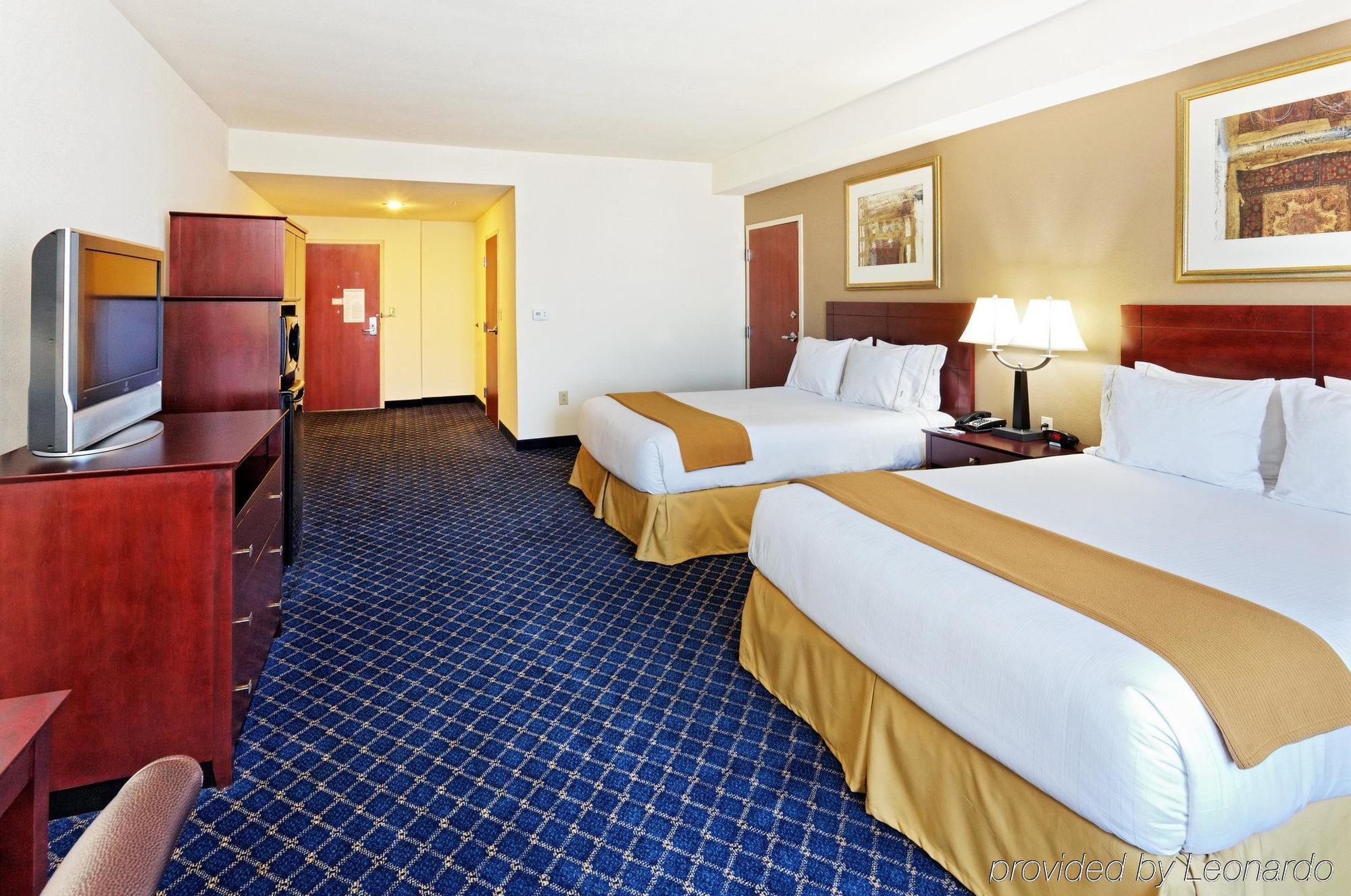 Holiday Inn Express & Suites Cookeville By Ihg Δωμάτιο φωτογραφία